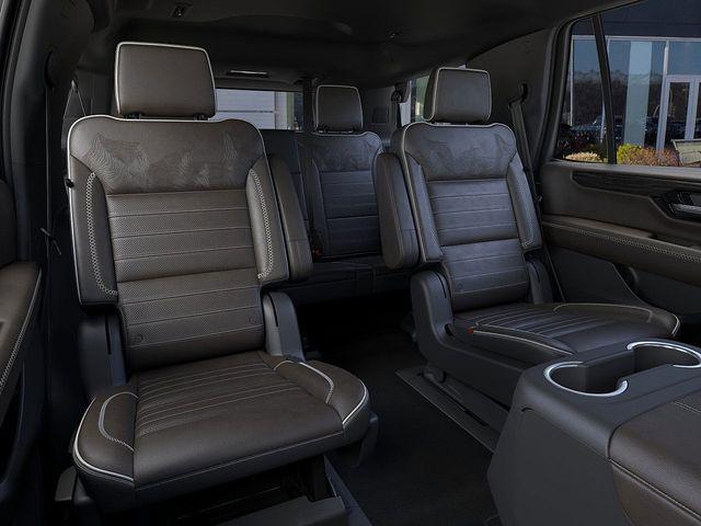 2025 GMC Yukon Vehicle Photo in DANBURY, CT 06810-5034