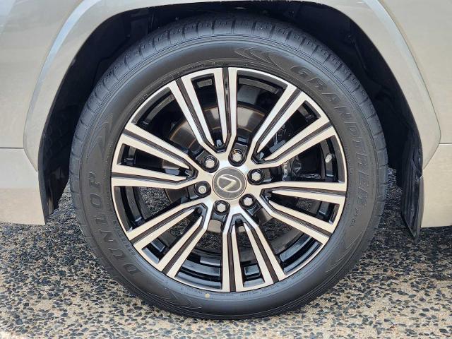 2022 Lexus LX 600 Vehicle Photo in FORT WORTH, TX 76132