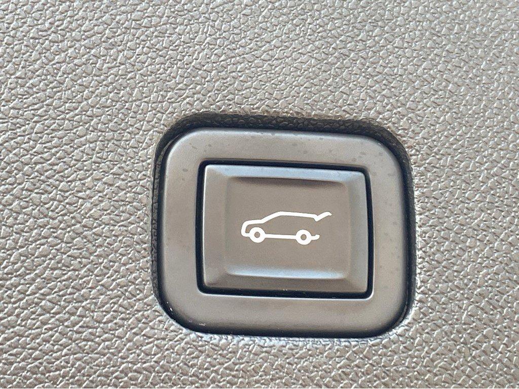 2023 Cadillac XT6 Vehicle Photo in SAVANNAH, GA 31406-4513
