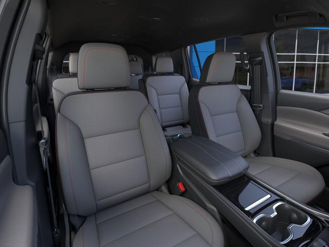 2025 Chevrolet Traverse Vehicle Photo in EMPORIA, VA 23847-1235