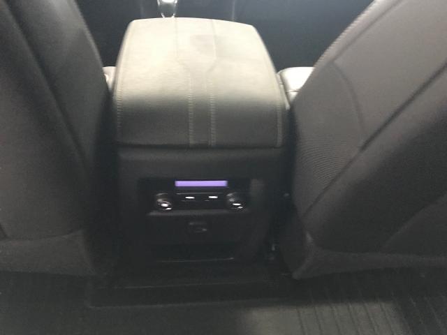 2023 Chevrolet Traverse Vehicle Photo in GREEN BAY, WI 54303-3330