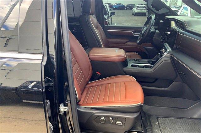 2024 GMC Sierra 2500 HD Vehicle Photo in TOPEKA, KS 66609-0000