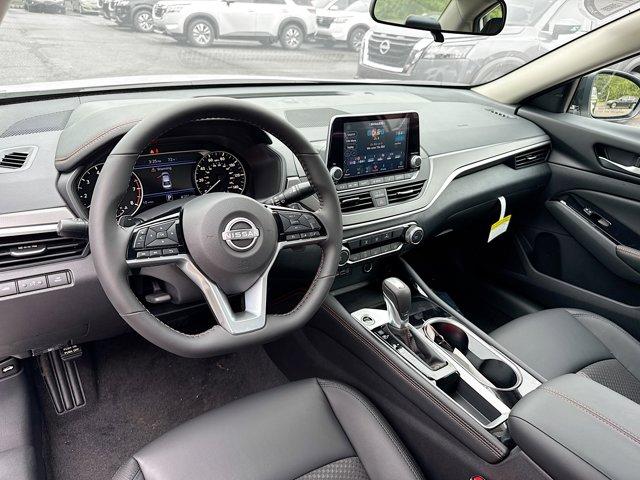 2025 Nissan Altima Vehicle Photo in Flemington, NJ 08822