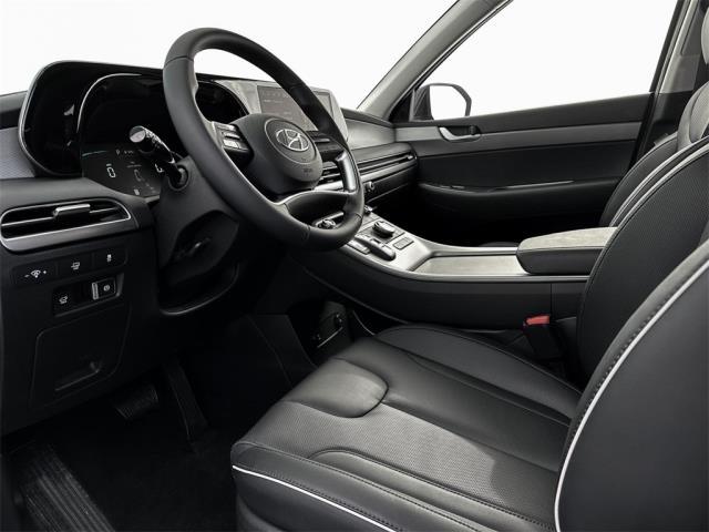 2025 Hyundai PALISADE Vehicle Photo in Green Bay, WI 54304