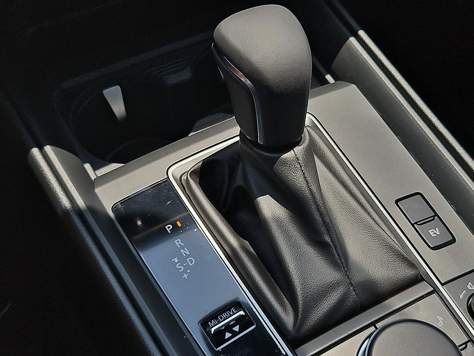 2025 Mazda CX-50 Hybrid Vehicle Photo in Trevose, PA 19053