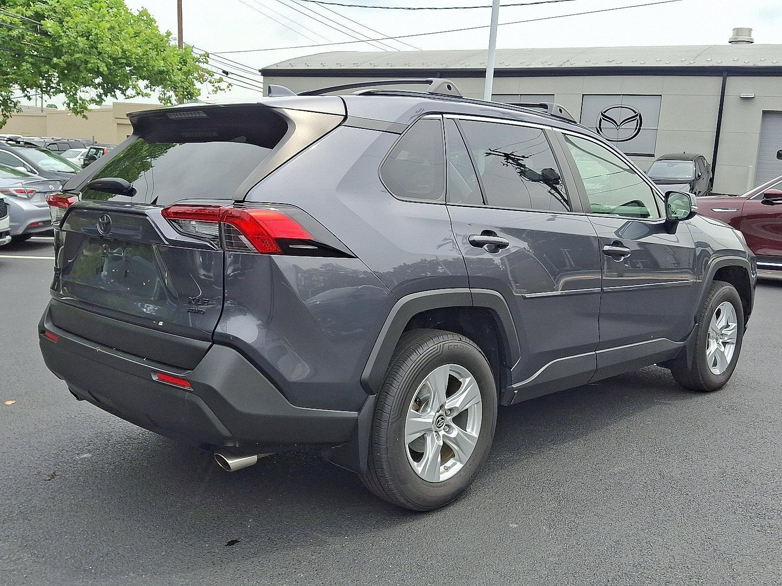 2019 Toyota RAV4 Vehicle Photo in Harrisburg, PA 17111