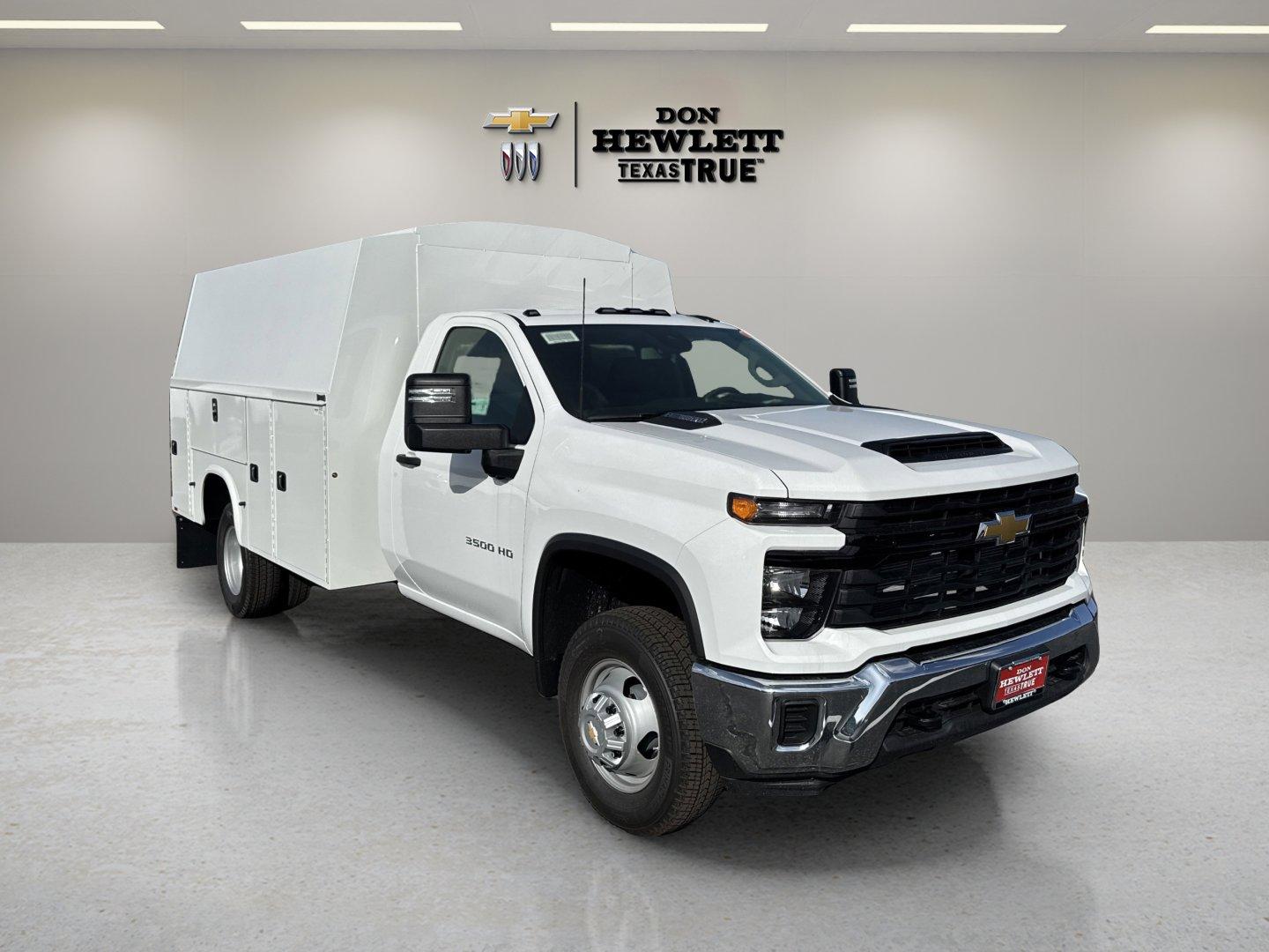 2025 Chevrolet Silverado 3500 HD Chassis Cab Vehicle Photo in GEORGETOWN, TX 78626-7508