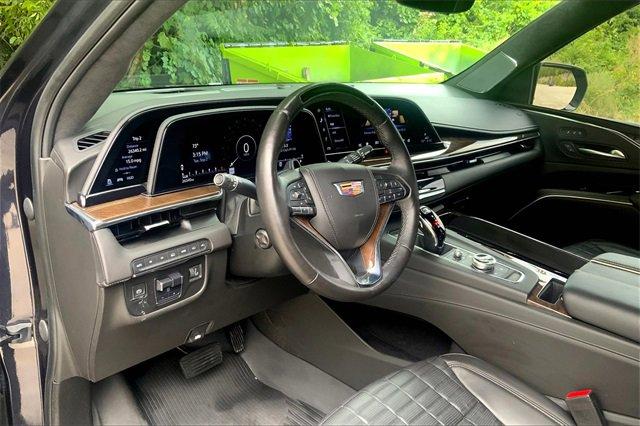 2023 Cadillac Escalade Vehicle Photo in KANSAS CITY, MO 64114-4545