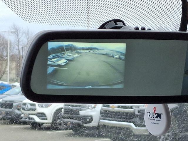 2025 GMC Savana Cutaway 3500 Vehicle Photo in DANBURY, CT 06810-5034