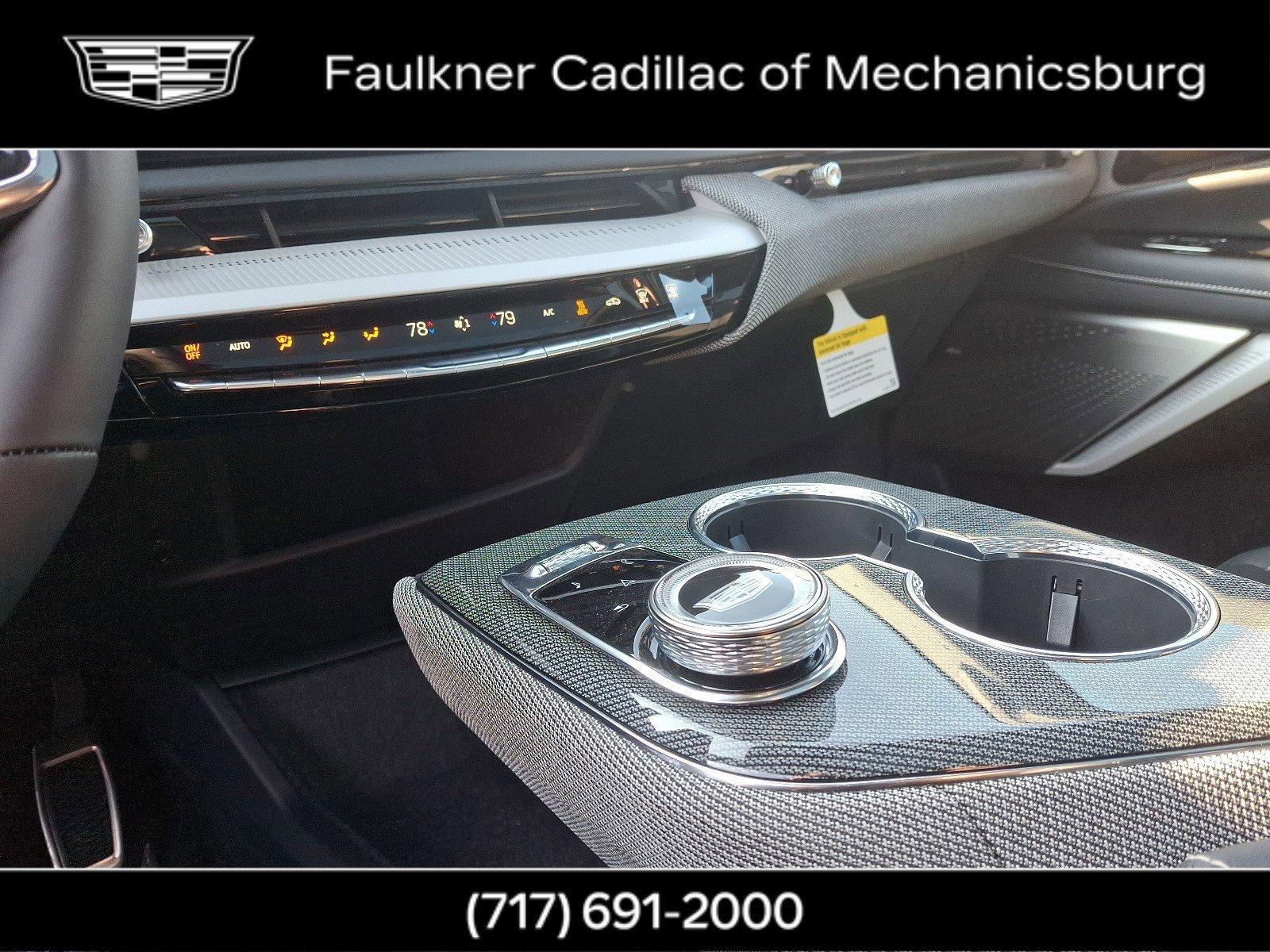 2025 Cadillac OPTIQ Vehicle Photo in MECHANICSBURG, PA 17050-1707