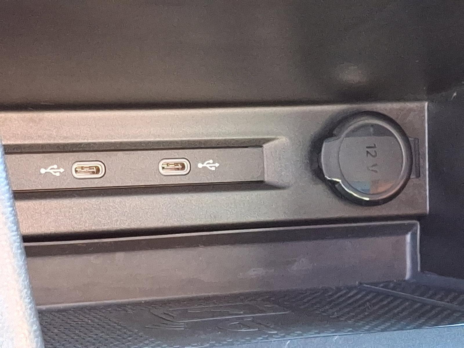 2022 Volkswagen Tiguan Vehicle Photo in Trevose, PA 19053
