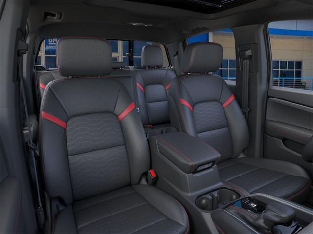 2025 Chevrolet Colorado Vehicle Photo in ENGLEWOOD, CO 80113-6708