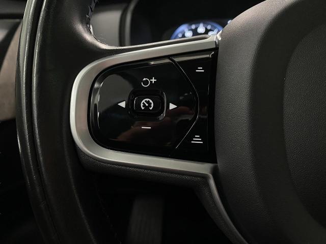 2022 Volvo XC90 Vehicle Photo in Appleton, WI 54913