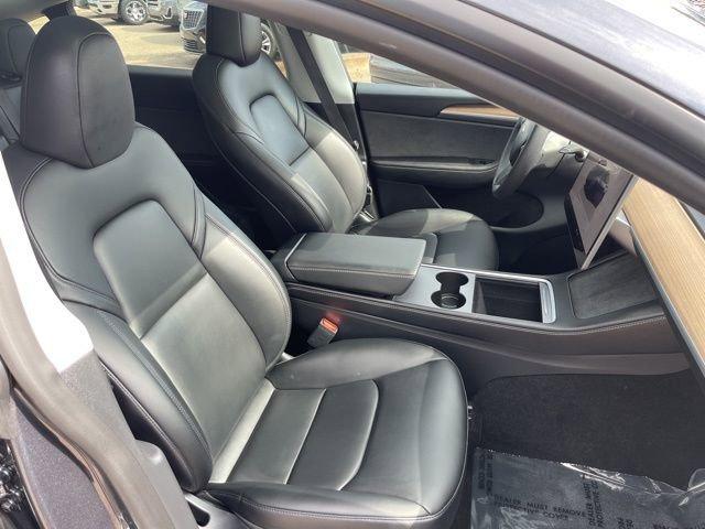 2024 Tesla Model Y Vehicle Photo in MEDINA, OH 44256-9631