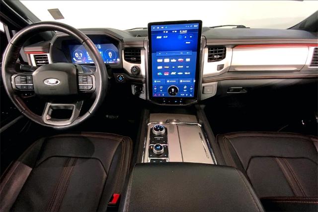 2024 Ford Expedition Vehicle Photo in Lees Summit, MO 64086