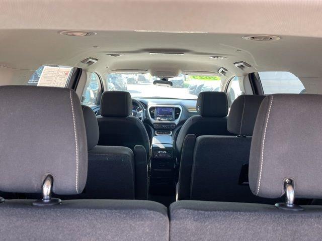 2023 GMC Acadia Vehicle Photo in MEDINA, OH 44256-9631