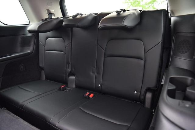 2023 Nissan Pathfinder Vehicle Photo in Ballwin, MO 63011