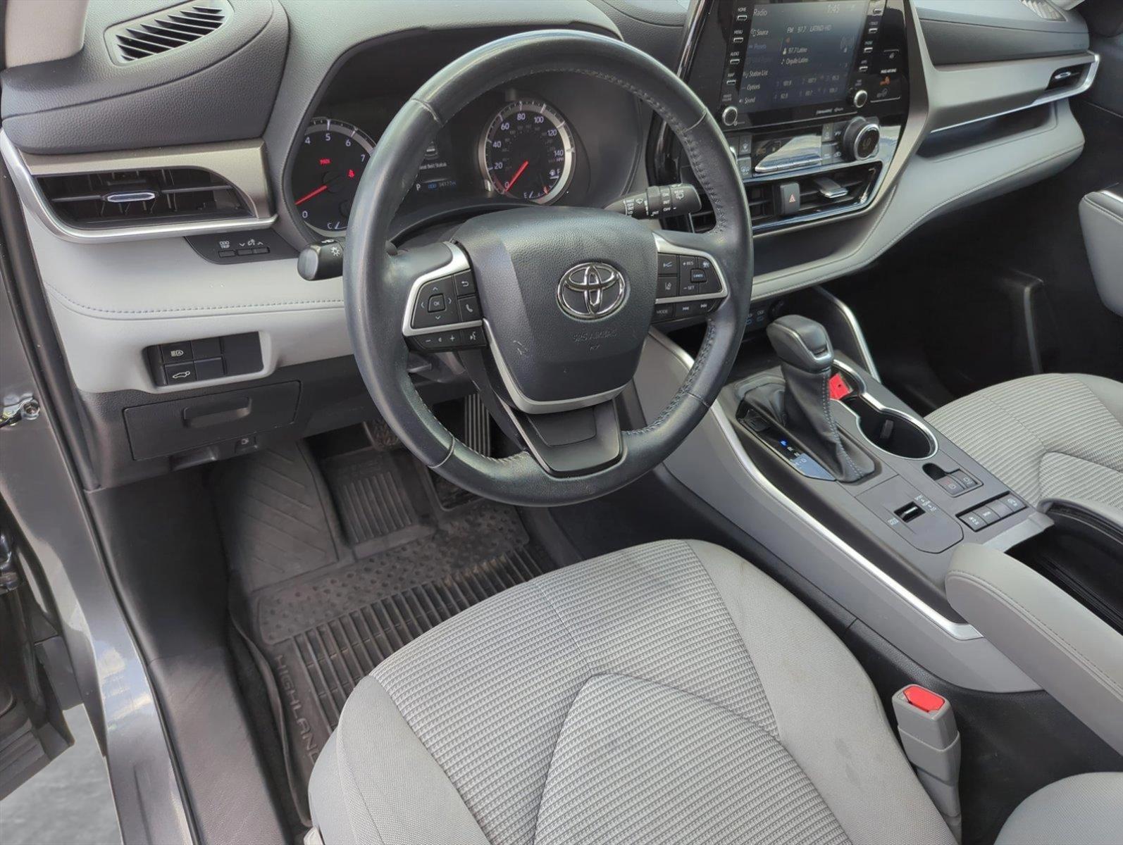 2022 Toyota Highlander Vehicle Photo in Ft. Myers, FL 33907