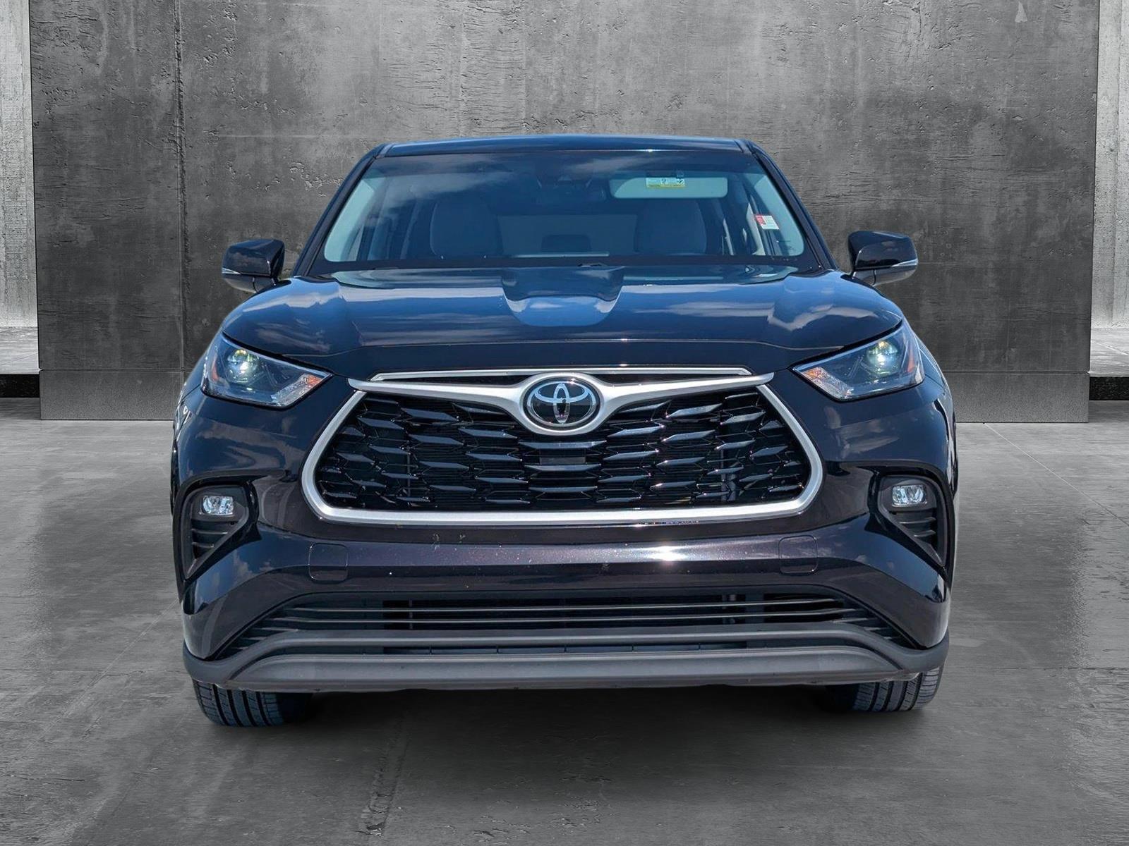 2022 Toyota Highlander Vehicle Photo in Ft. Myers, FL 33907