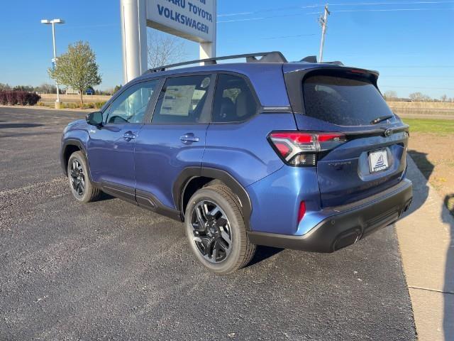 2025 Subaru Forester Vehicle Photo in Oshkosh, WI 54904