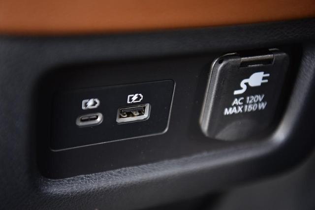 2025 Nissan Pathfinder Vehicle Photo in Ballwin, MO 63011