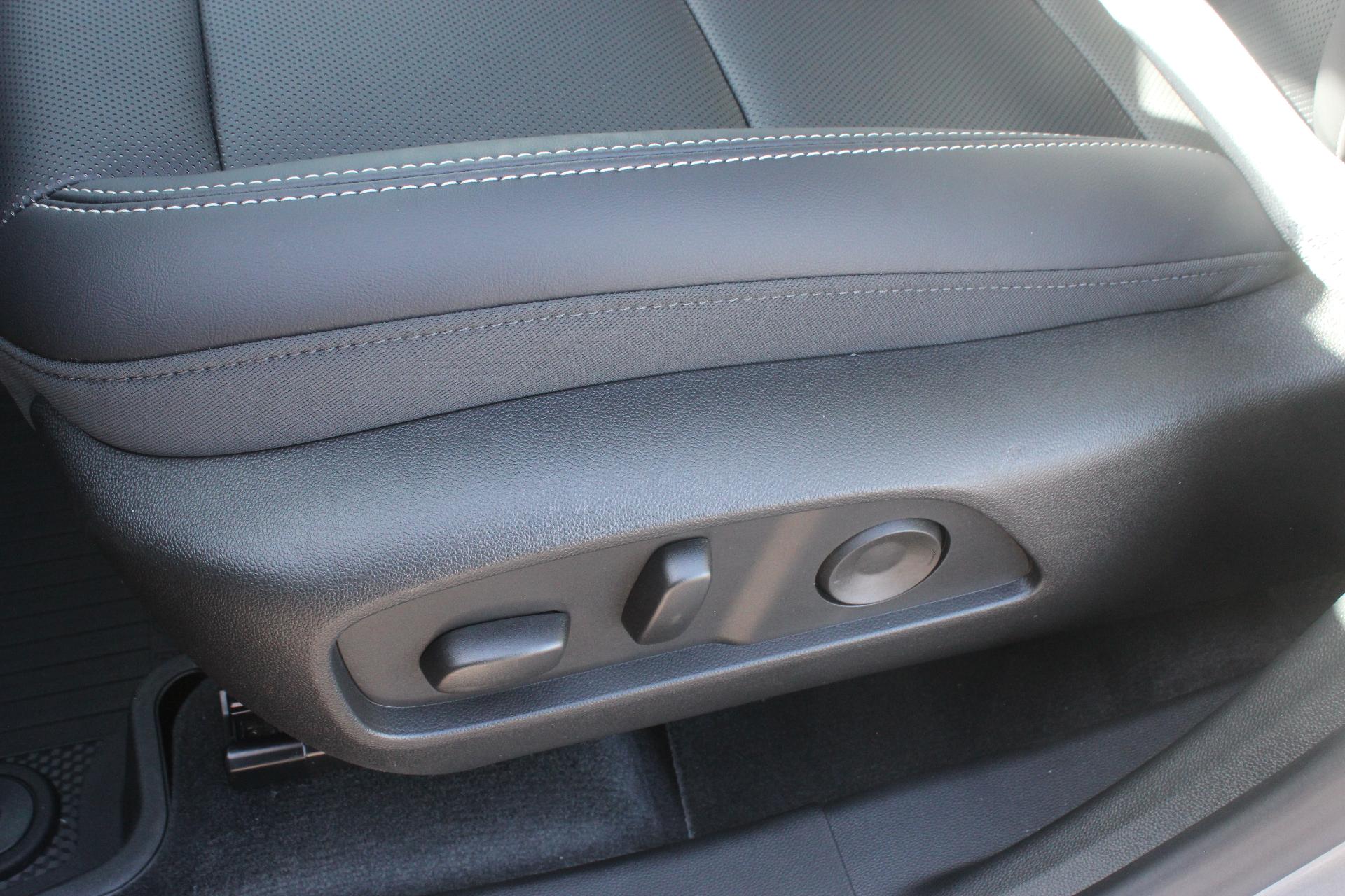 2026 GMC Terrain Vehicle Photo in AURORA, CO 80012-4011