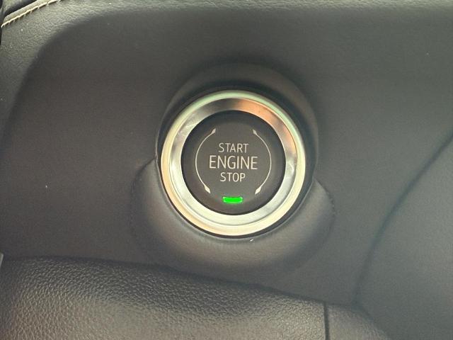 2025 Chevrolet Suburban Vehicle Photo in COLUMBIA, MO 65203-3903