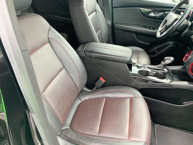 2020 Chevrolet Blazer Vehicle Photo in MOON TOWNSHIP, PA 15108-2571