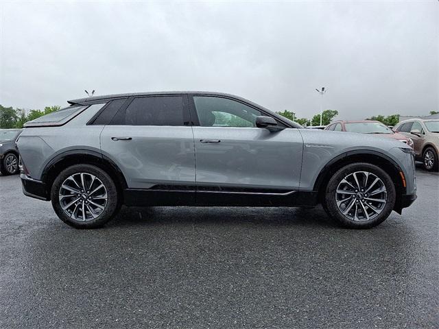 2025 Cadillac LYRIQ Vehicle Photo in ALLENTOWN, PA 18103-7399