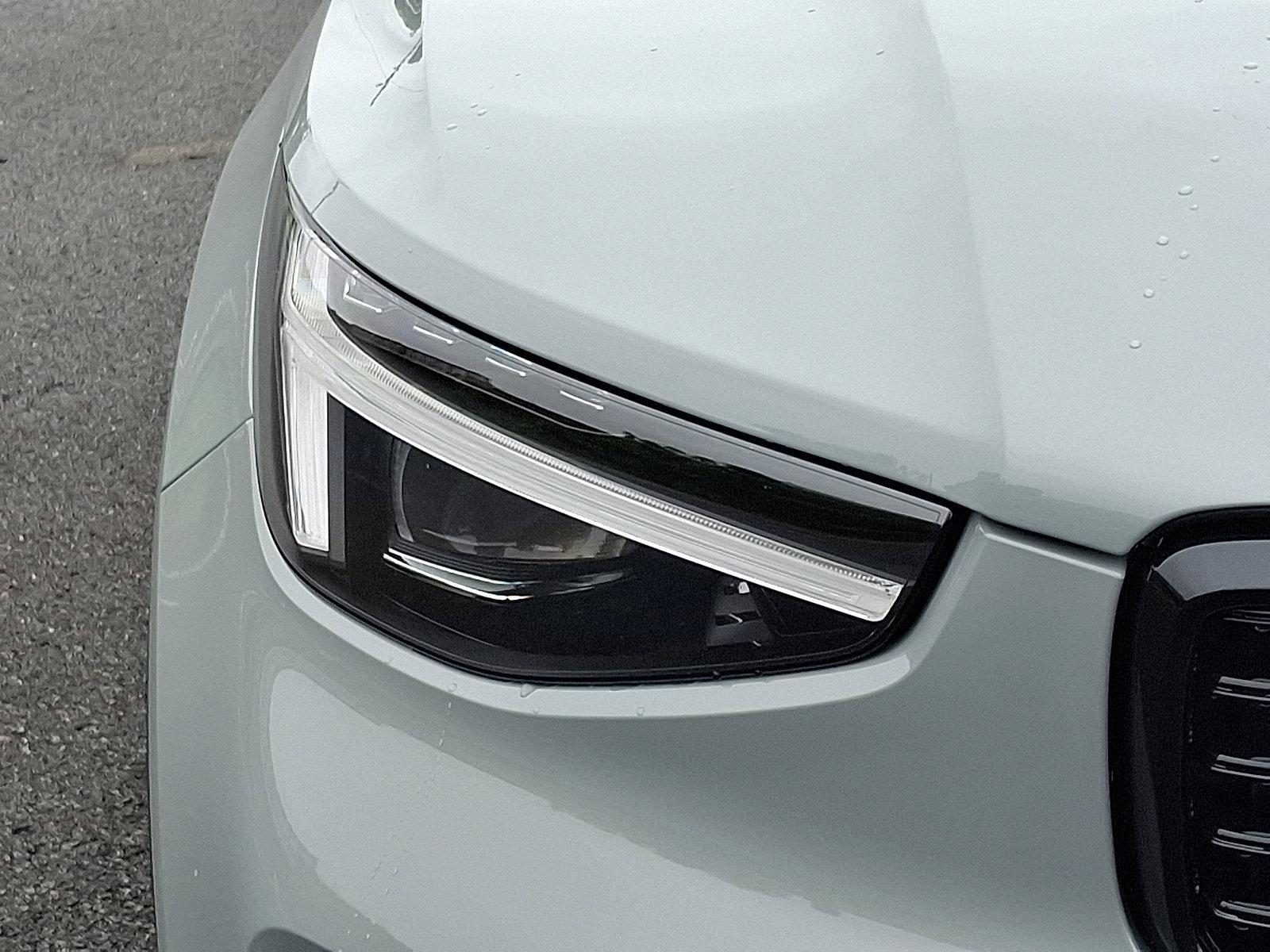 2025 Volvo XC40 Vehicle Photo in Trevose, PA 19053