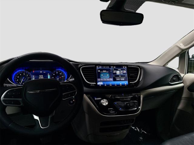 2022 Chrysler Pacifica Vehicle Photo in EVERETT, WA 98203-5662