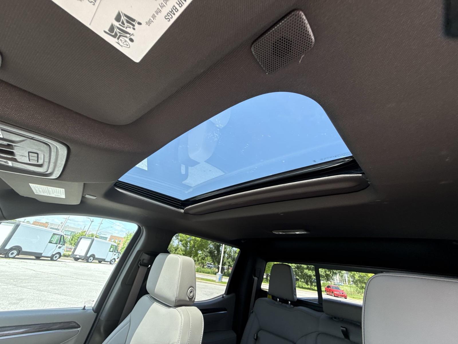 2025 Chevrolet Silverado 1500 Vehicle Photo in BENTONVILLE, AR 72712-4322