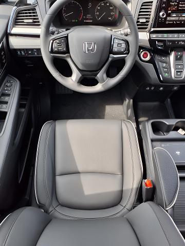 2025 Honda Odyssey Vehicle Photo in Oshkosh, WI 54904
