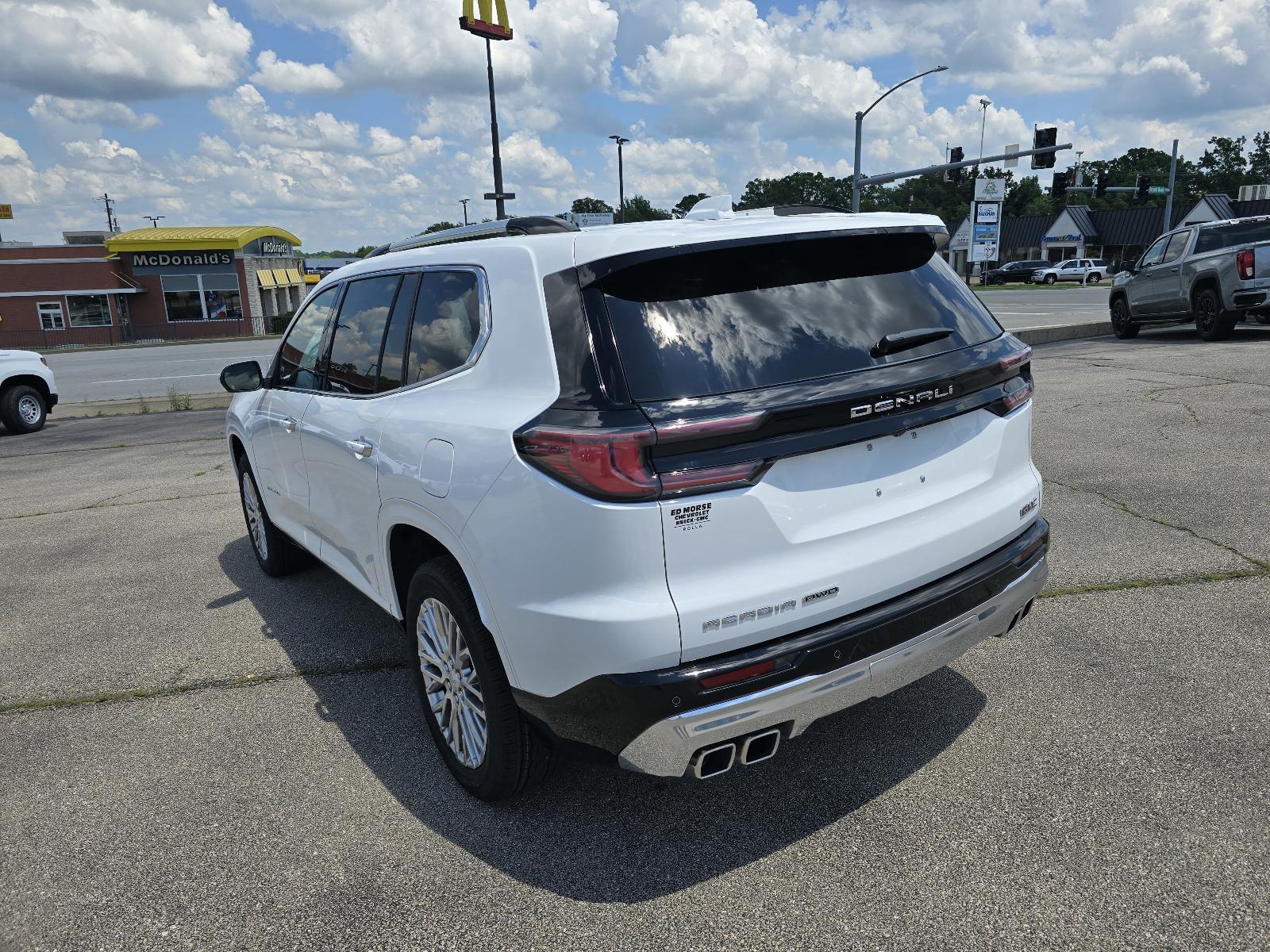 2025 GMC Acadia Vehicle Photo in Rolla, MO 65401
