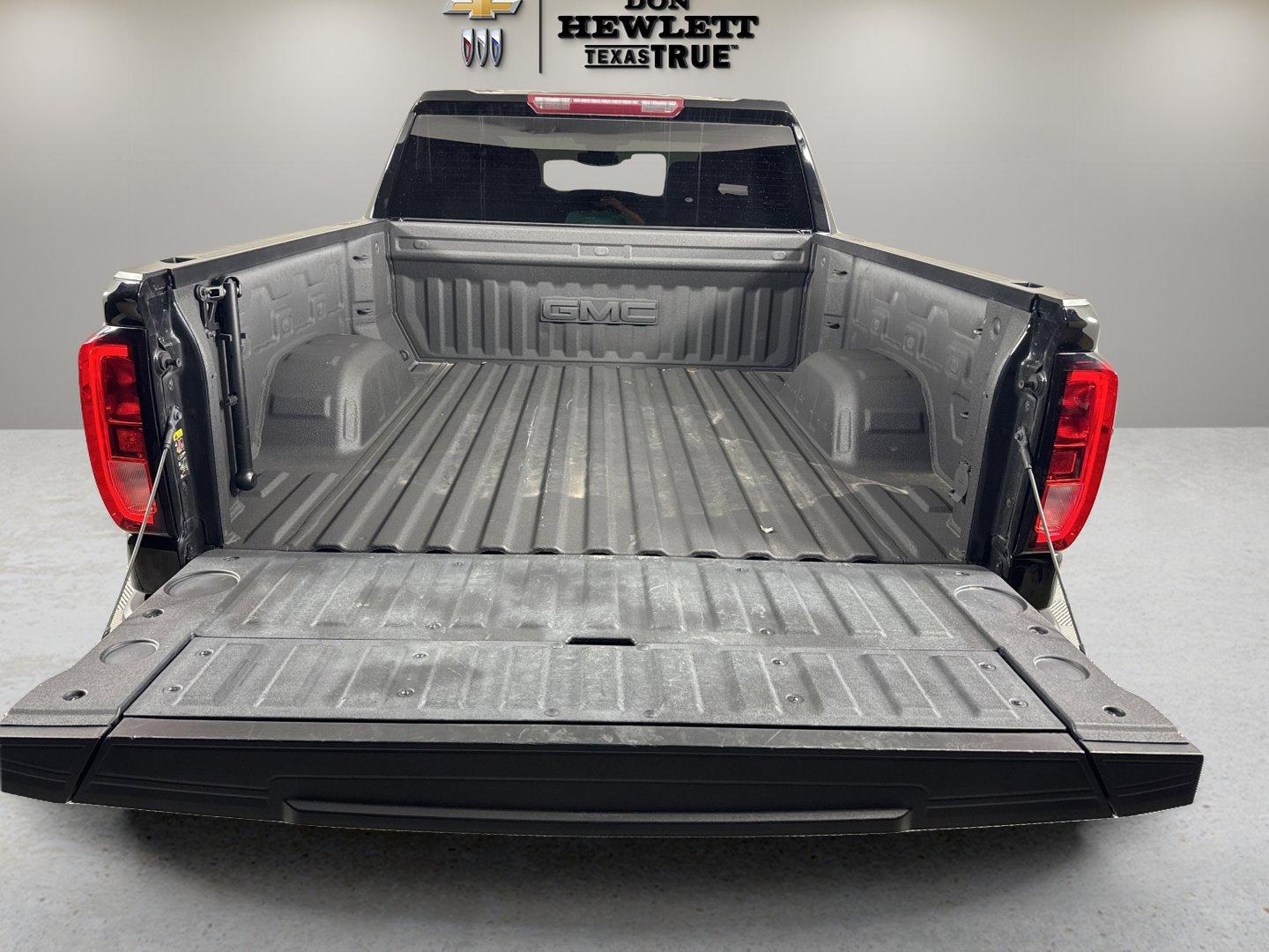2023 GMC Sierra 1500 Vehicle Photo in GEORGETOWN, TX 78626-7508