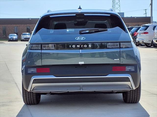 2025 Hyundai IONIQ 5 Vehicle Photo in Peoria, IL 61615