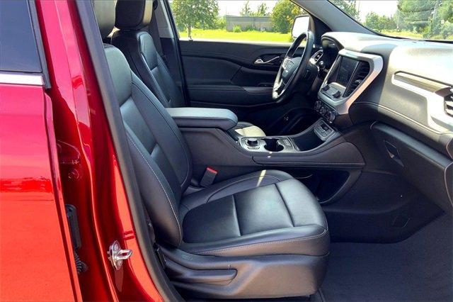 2023 GMC Acadia Vehicle Photo in TOPEKA, KS 66609-0000