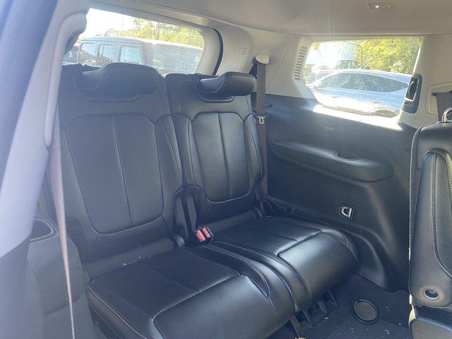 2022 Jeep Grand Cherokee L Vehicle Photo in Doylsetown, PA 18901