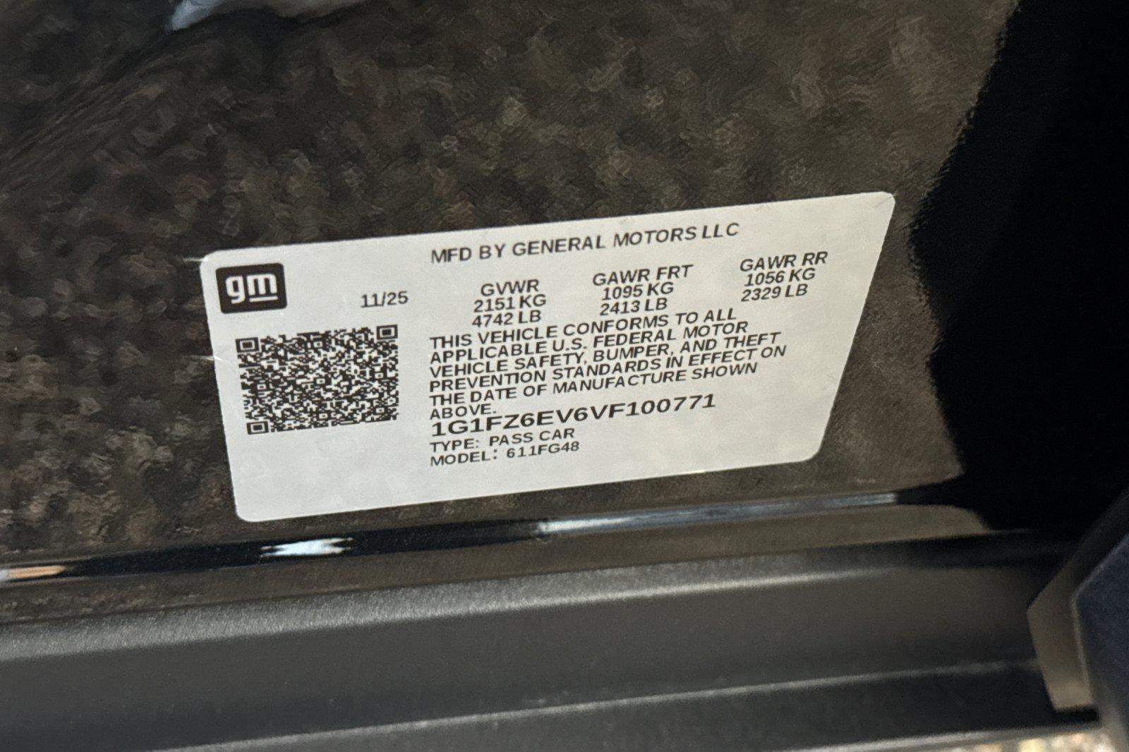 2027 Chevrolet Bolt RS - Photo 25