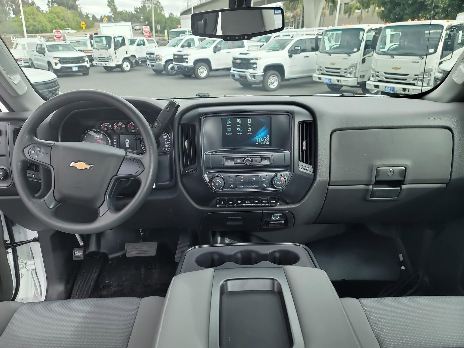 2023 Chevrolet Silverado Chassis Cab Vehicle Photo in LA MESA, CA 91942-8211