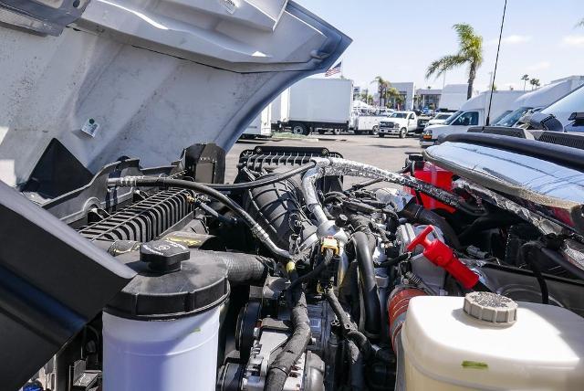 2023 Chevrolet Silverado Chassis Cab Vehicle Photo in VENTURA, CA 93003-8585