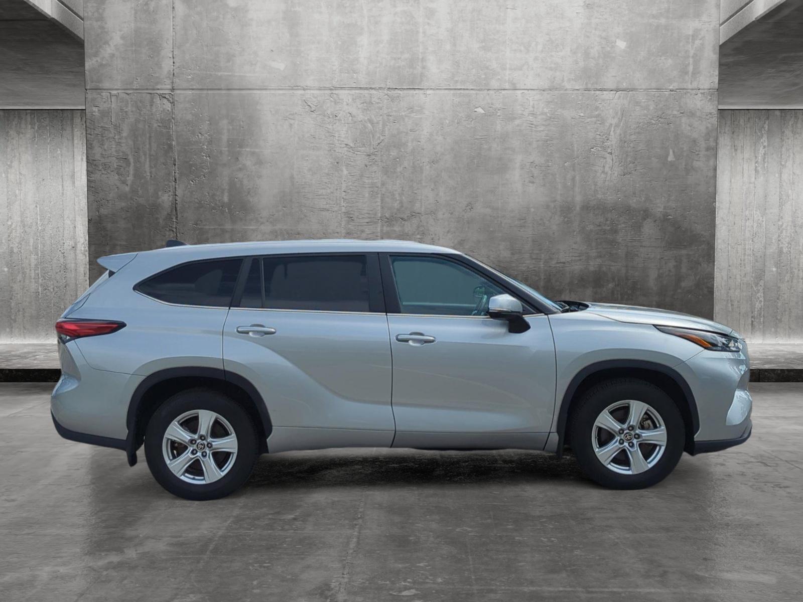 2023 Toyota Highlander Vehicle Photo in Ft. Myers, FL 33907