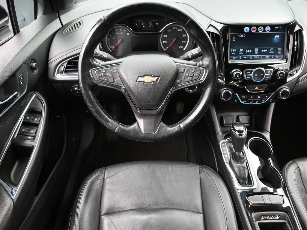 2016 Chevrolet Cruze Vehicle Photo in Marion, IA 52302