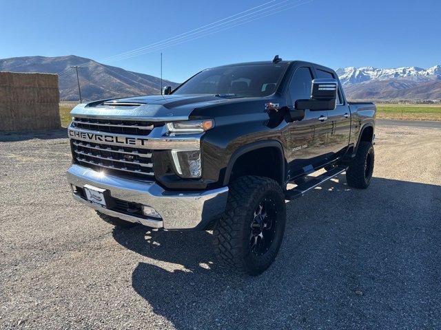 2023 Chevrolet Silverado 3500HD LTZ photo 3