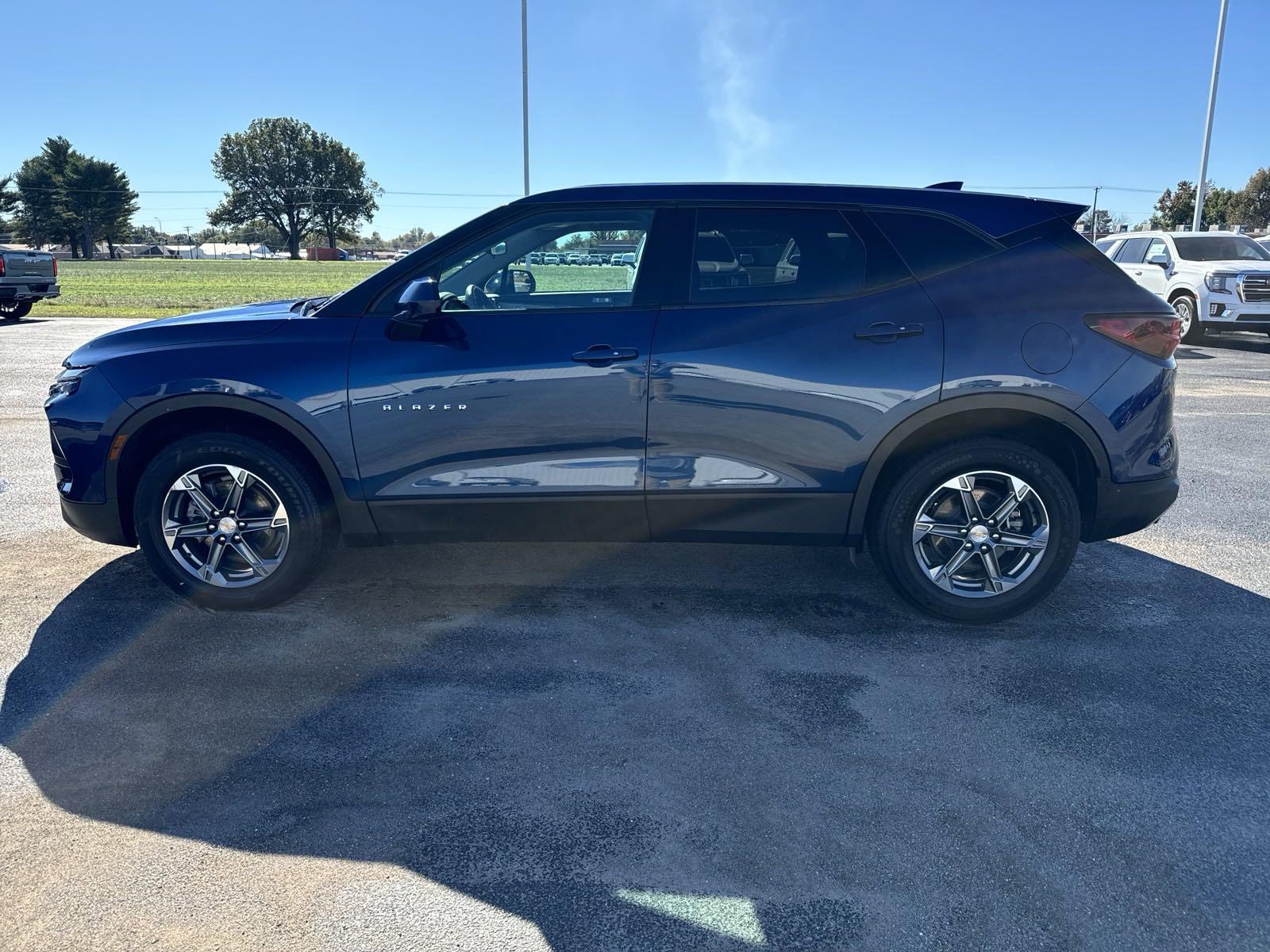 Used 2023 Chevrolet Blazer 2LT with VIN 3GNKBHR41PS159286 for sale in Kennett, MO