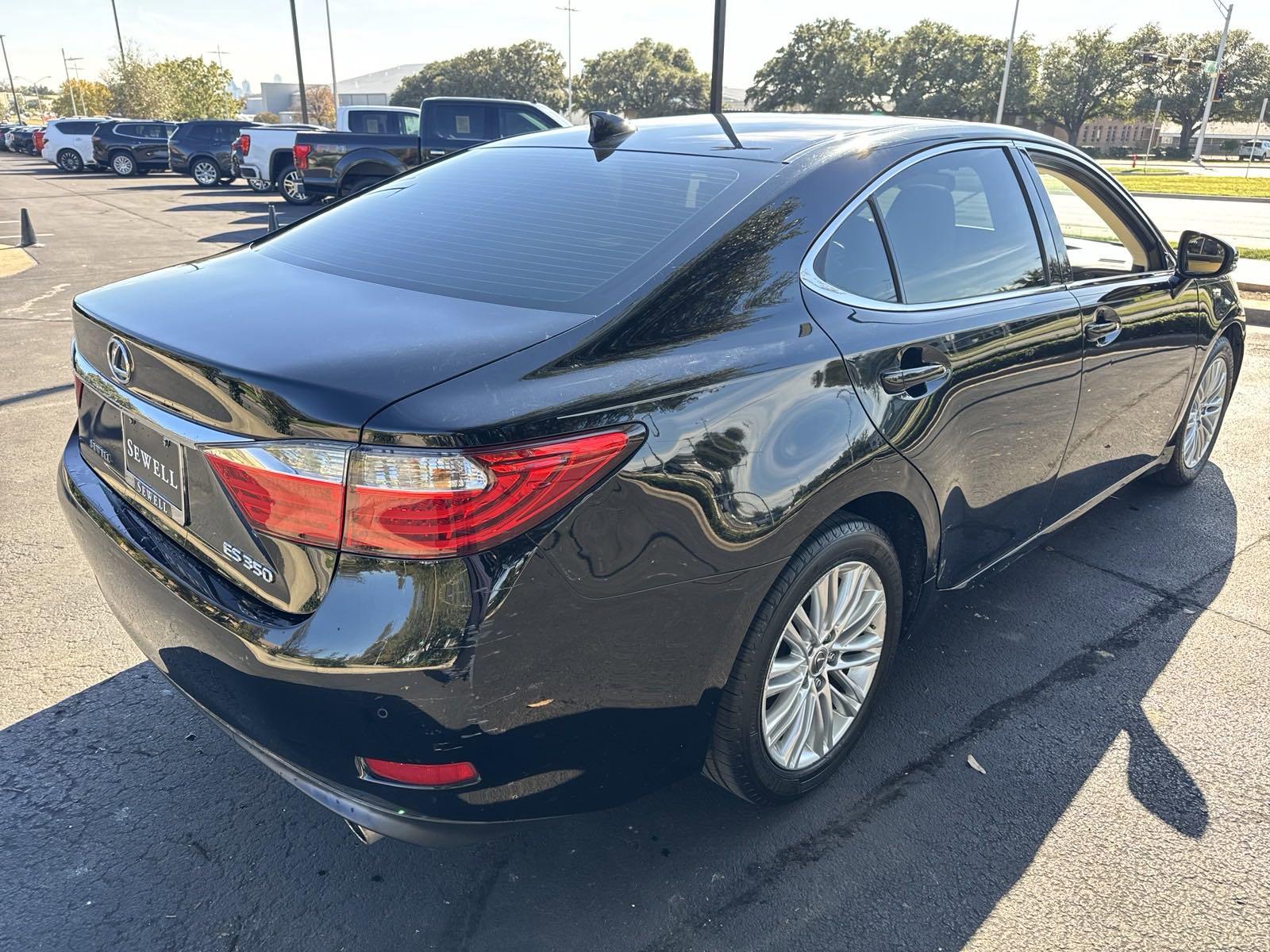 2015 Lexus ES 350 Vehicle Photo in DALLAS, TX 75209-3016