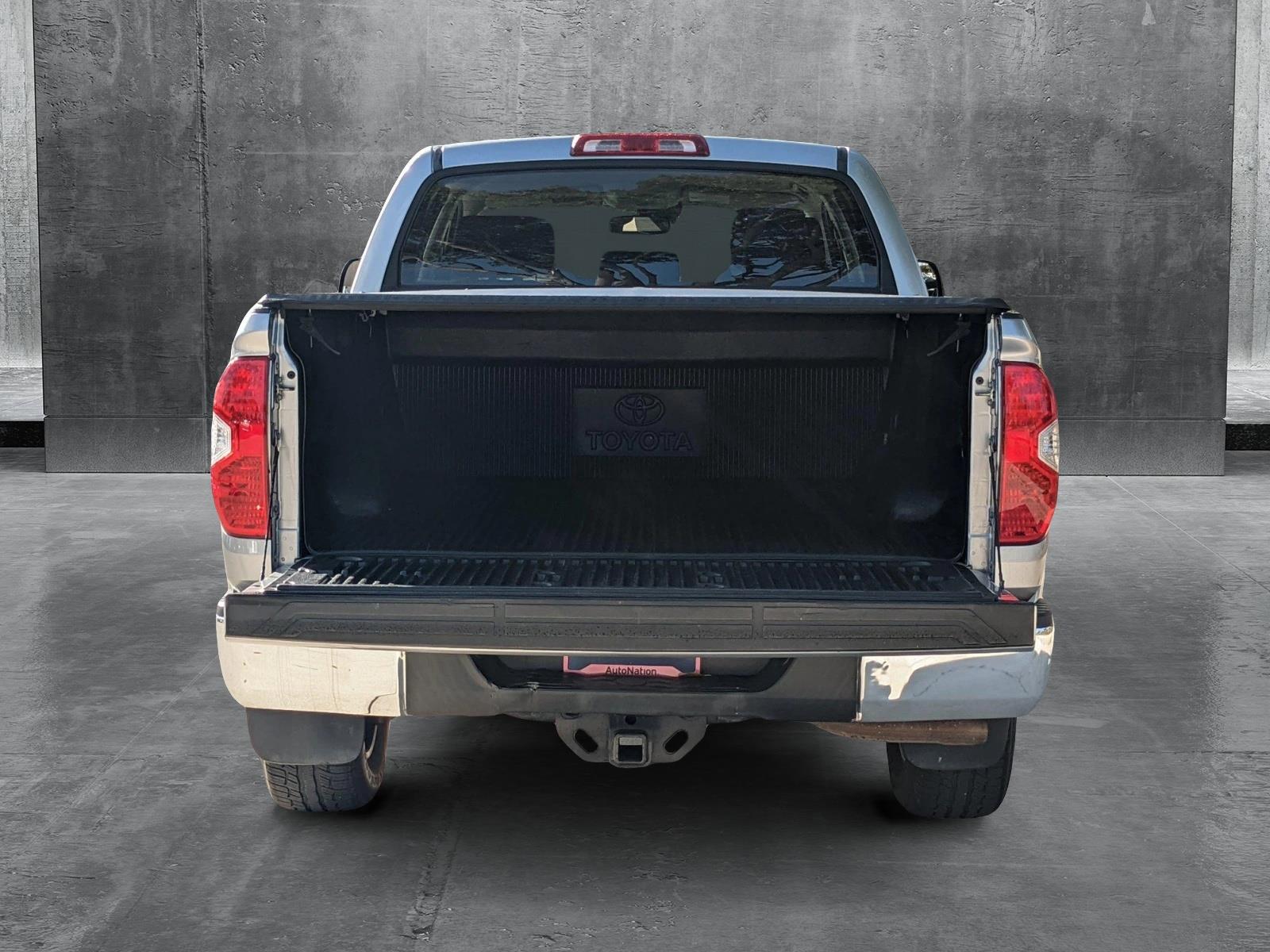 2018 Toyota Tundra 4WD Vehicle Photo in Davie, FL 33331