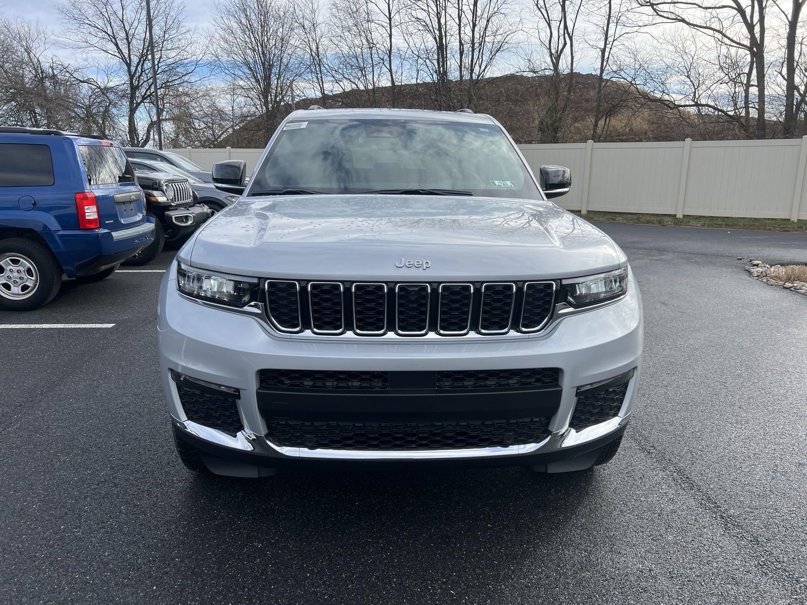 2025 Jeep Grand Cherokee L Vehicle Photo in Mechanicsburg, PA 17050-1707