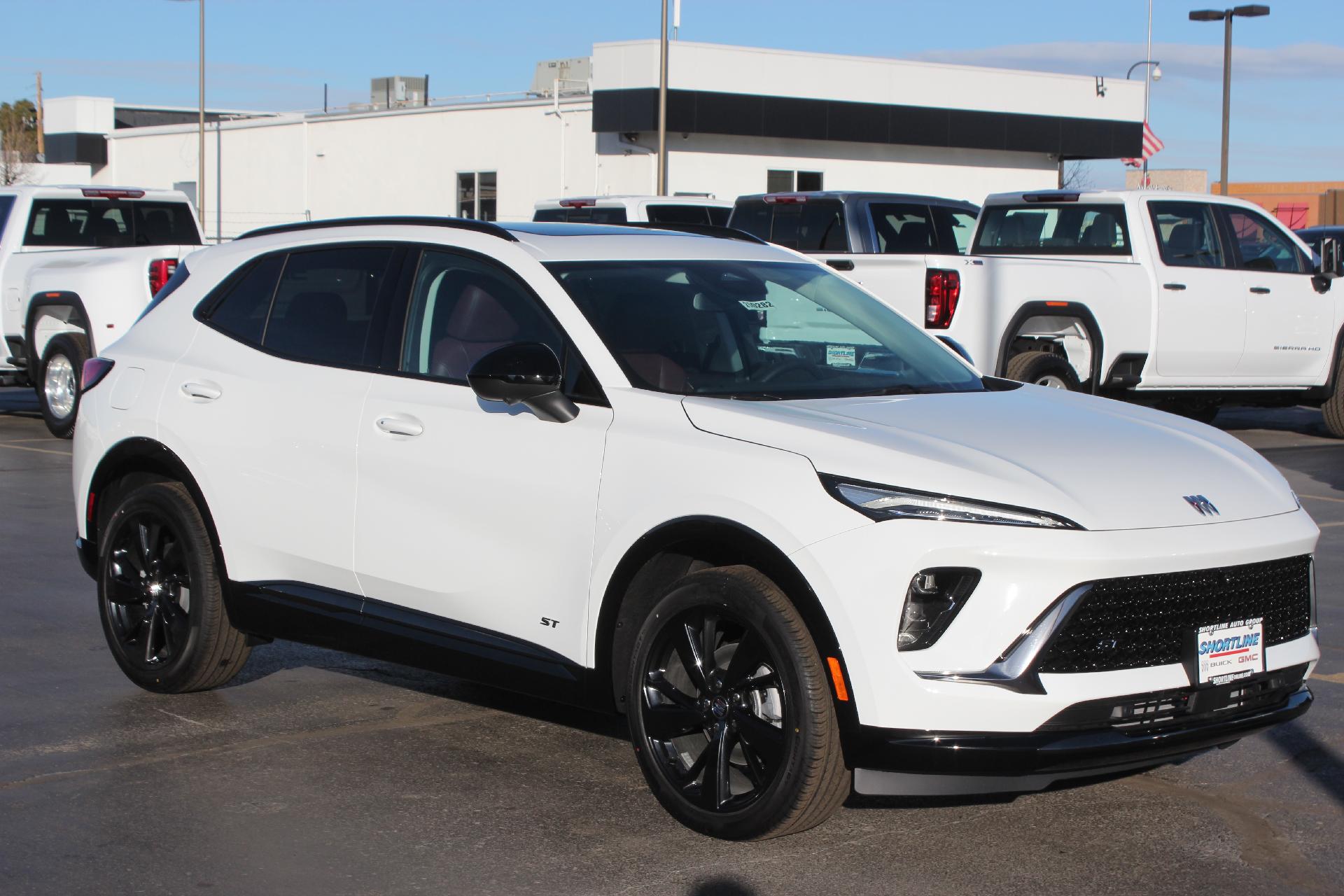 2025 Buick Envision Vehicle Photo in AURORA, CO 80012-4011