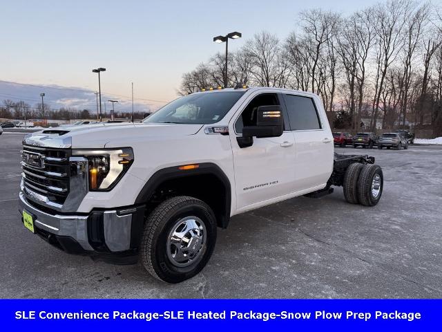 2025 GMC Sierra 3500 HD CC Vehicle Photo in CHICOPEE, MA 01020-5001